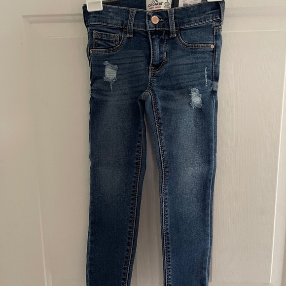 NWT Girls Jordache Super Skinny Jeans. Size 5 - Picture 1 of 8